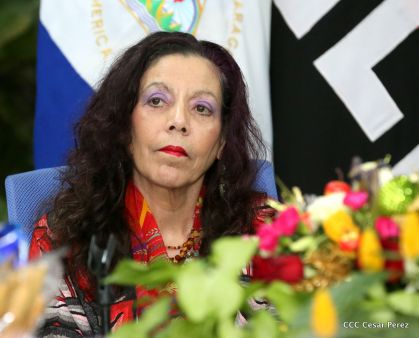 Presidente Daniel y Compañera Rosario reciben cartas credenciales de los embajadores de Corea, Francia y Uruguay