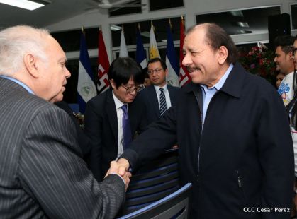 Presidente Daniel y Compañera Rosario reciben cartas credenciales de los embajadores de Corea, Francia y Uruguay