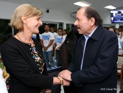 Presidente Daniel y Compañera Rosario reciben cartas credenciales de los embajadores de Corea, Francia y Uruguay