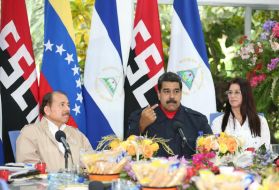 Presidente Daniel y Compañera Rosario celebran con el Presidente Maduro el 10 Aniversario de Nicaragua en el ALBA