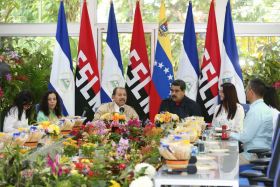 Presidente Daniel y Compañera Rosario celebran con el Presidente Maduro el 10 Aniversario de Nicaragua en el ALBA