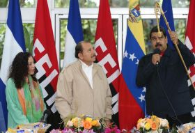Presidente Daniel y Compañera Rosario celebran con el Presidente Maduro el 10 Aniversario de Nicaragua en el ALBA