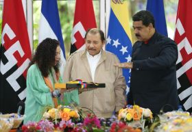 Presidente Daniel y Compañera Rosario celebran con el Presidente Maduro el 10 Aniversario de Nicaragua en el ALBA