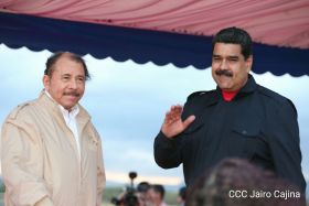 Presidente Daniel y Compañera Rosario celebran con el Presidente Maduro el 10 Aniversario de Nicaragua en el ALBA