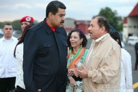 Presidente Daniel y Compañera Rosario celebran con el Presidente Maduro el 10 Aniversario de Nicaragua en el ALBA