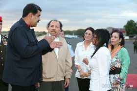 Presidente Daniel y Compañera Rosario celebran con el Presidente Maduro el 10 Aniversario de Nicaragua en el ALBA