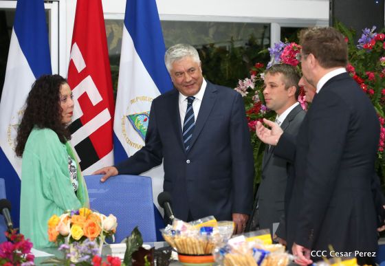 Daniel y Rosario se reúnen con el Ministro del Interior de la Federación de Rusia