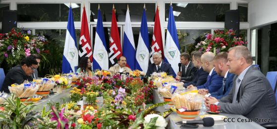 Daniel y Rosario se reúnen con el Ministro del Interior de la Federación de Rusia