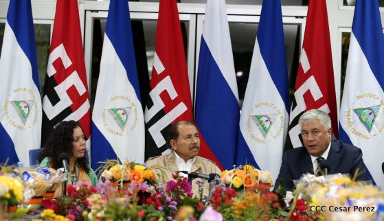 Daniel y Rosario se reúnen con el Ministro del Interior de la Federación de Rusia