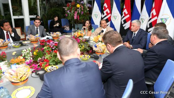 Daniel y Rosario se reúnen con el Ministro del Interior de la Federación de Rusia