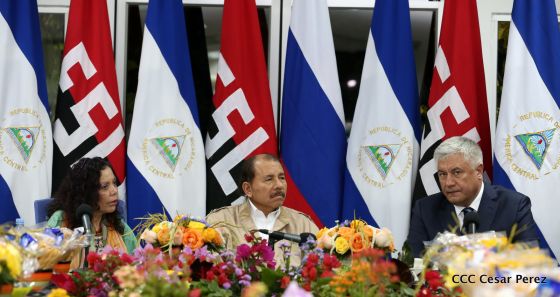 Daniel y Rosario se reúnen con el Ministro del Interior de la Federación de Rusia