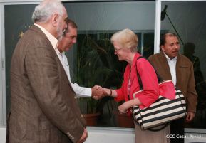 Presidente Daniel recibe al Parlamentario Alemán Wolfgang Gechrcke