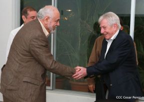 Presidente Daniel recibe al Parlamentario Alemán Wolfgang Gechrcke