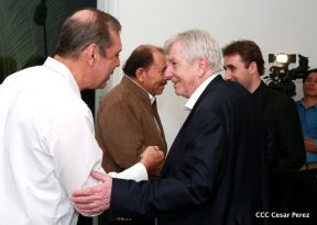 Presidente Daniel recibe al Parlamentario Alemán Wolfgang Gechrcke