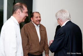 Presidente Daniel recibe al Parlamentario Alemán Wolfgang Gechrcke