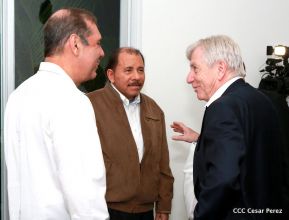 Presidente Daniel recibe al Parlamentario Alemán Wolfgang Gechrcke