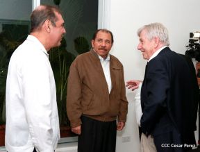 Presidente Daniel recibe al Parlamentario Alemán Wolfgang Gechrcke