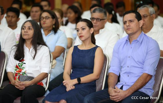 Daniel y Rosario juramentan al Gabinete del Gobierno Sandinista