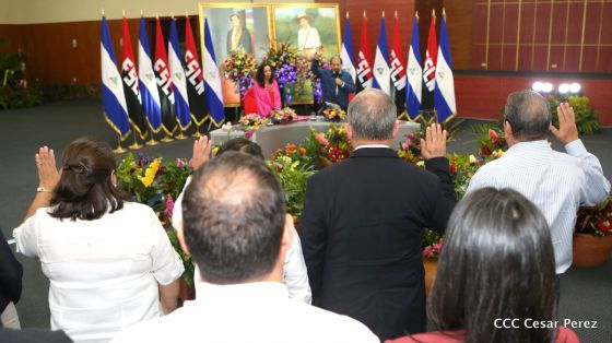 Daniel y Rosario juramentan al Gabinete del Gobierno Sandinista