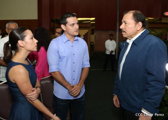 Daniel y Rosario juramentan al Gabinete del Gobierno Sandinista