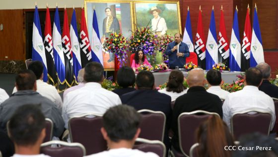 Daniel y Rosario juramentan al Gabinete del Gobierno Sandinista