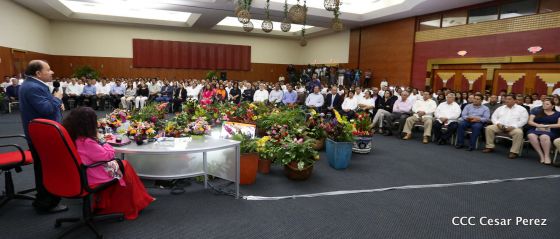 Daniel y Rosario juramentan al Gabinete del Gobierno Sandinista