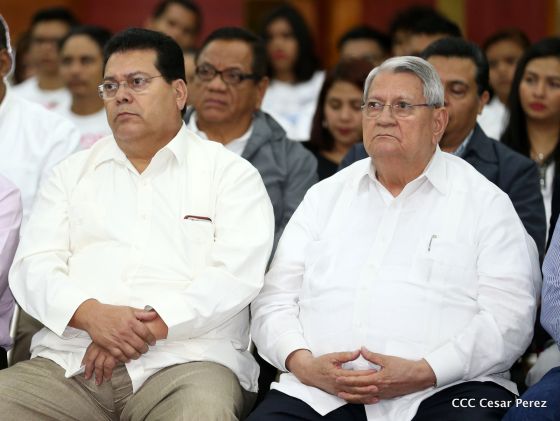 Daniel y Rosario juramentan al Gabinete del Gobierno Sandinista