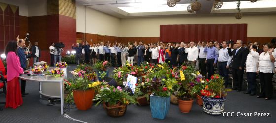 Daniel y Rosario juramentan al Gabinete del Gobierno Sandinista