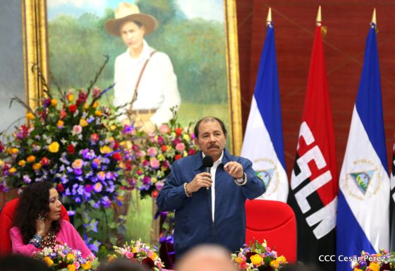 Daniel y Rosario juramentan al Gabinete del Gobierno Sandinista