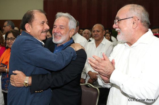 Daniel y Rosario juramentan al Gabinete del Gobierno Sandinista