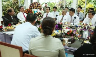 Presidente Daniel recibe a delegación de Vietnam