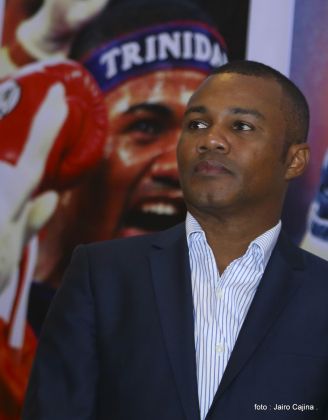 Presidente Daniel participa en premiación de la Crónica Deportiva