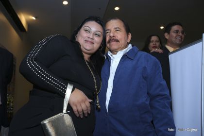 Presidente Daniel participa en premiación de la Crónica Deportiva