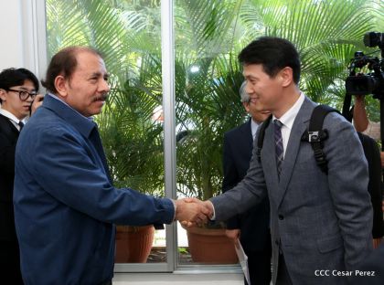 Presidente Daniel recibe al Vicepresidente del Parlamento de la República de Corea