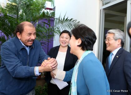 Presidente Daniel recibe al Vicepresidente del Parlamento de la República de Corea