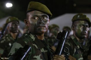 Desfile Militar en honor al 34 Aniversario del Ejército