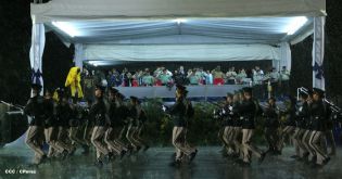 Desfile Militar en honor al 34 Aniversario del Ejército