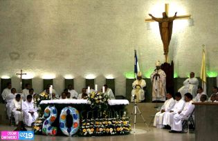 Misa por 20 Años de la Catedral de Managua
