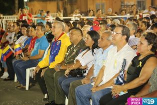 Homenaje a Hugo Chávez en Managua