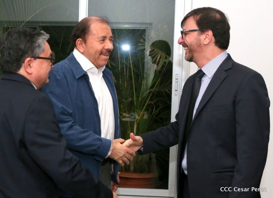 Presidente Daniel sostiene encuentro con Directores del BID