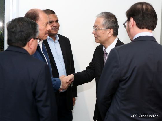 Presidente Daniel sostiene encuentro con Directores del BID