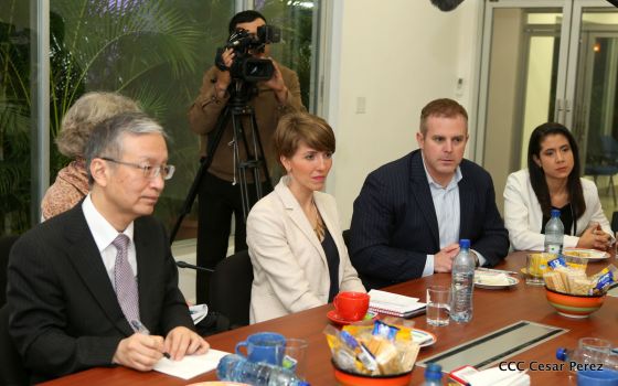 Presidente Daniel sostiene encuentro con Directores del BID