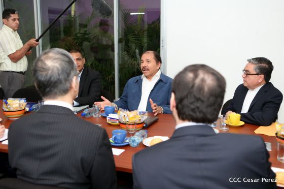 Presidente Daniel sostiene encuentro con Directores del BID