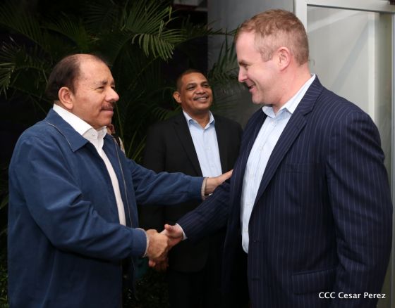 Presidente Daniel sostiene encuentro con Directores del BID