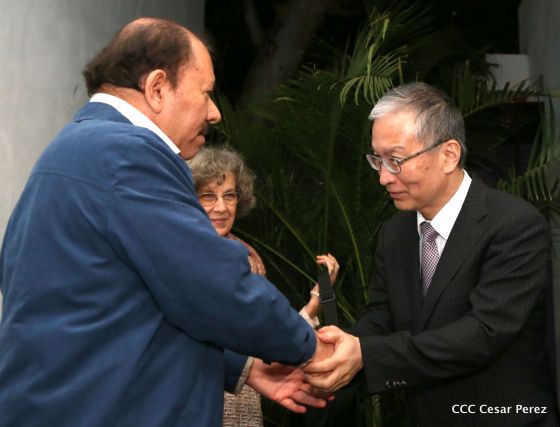 Presidente Daniel sostiene encuentro con Directores del BID