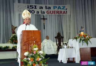 Cardenal Miguel oficia Misa por la Paz