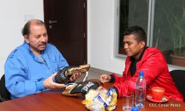 Presidente Daniel se reune con el Campeón Román “Chocolatito” González