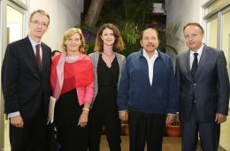 Encuentro del Presidente Daniel Ortega con el Enviado Especial del Presidente de Francia