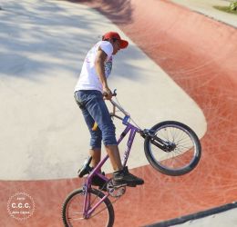 Adolescentes y jóvenes cuentan con nuevo espacio para practicar deportes extremos