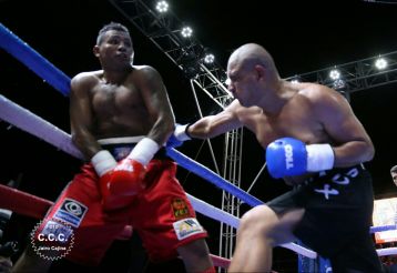 Ricardo Mayorga derrota al mexicano Jaudiel Zepeda